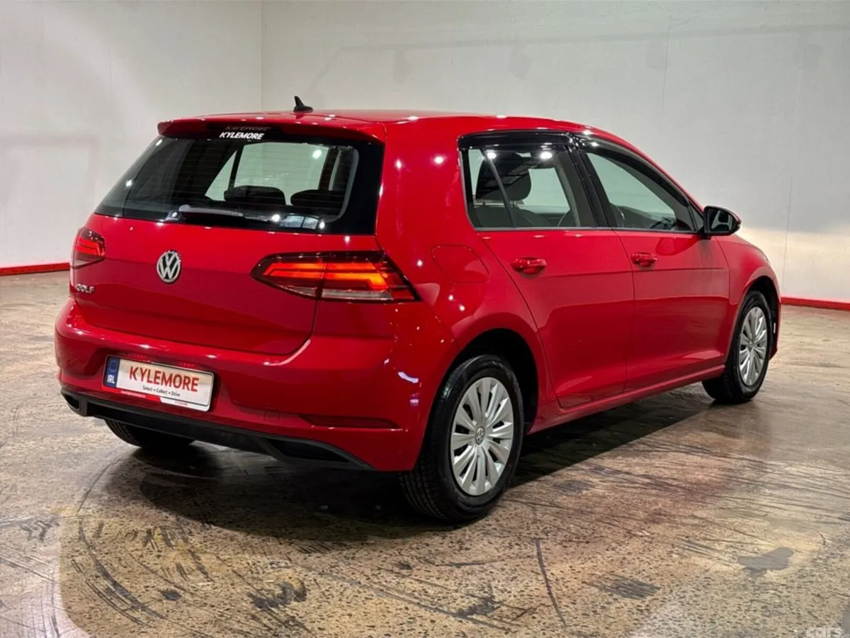 Volkswagen Golf Hatchback, Petrol, 2019, Red