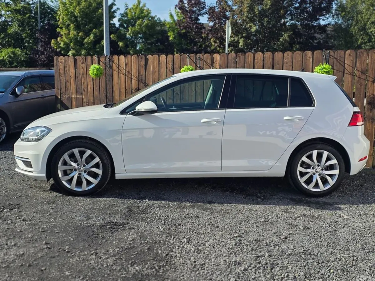 Volkswagen Golf Hatchback, Petrol, 2018, White