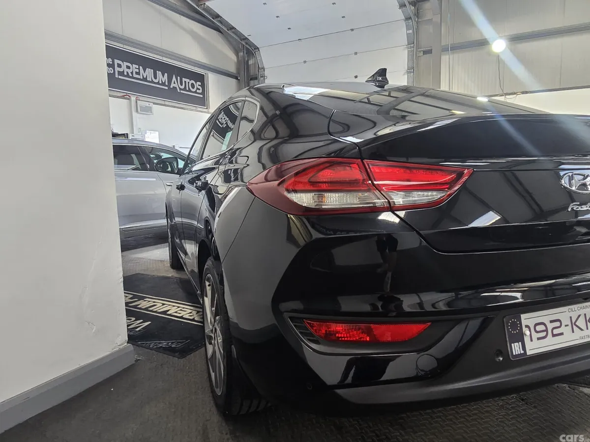 Hyundai i30 Hatchback, Diesel, 2019, Black