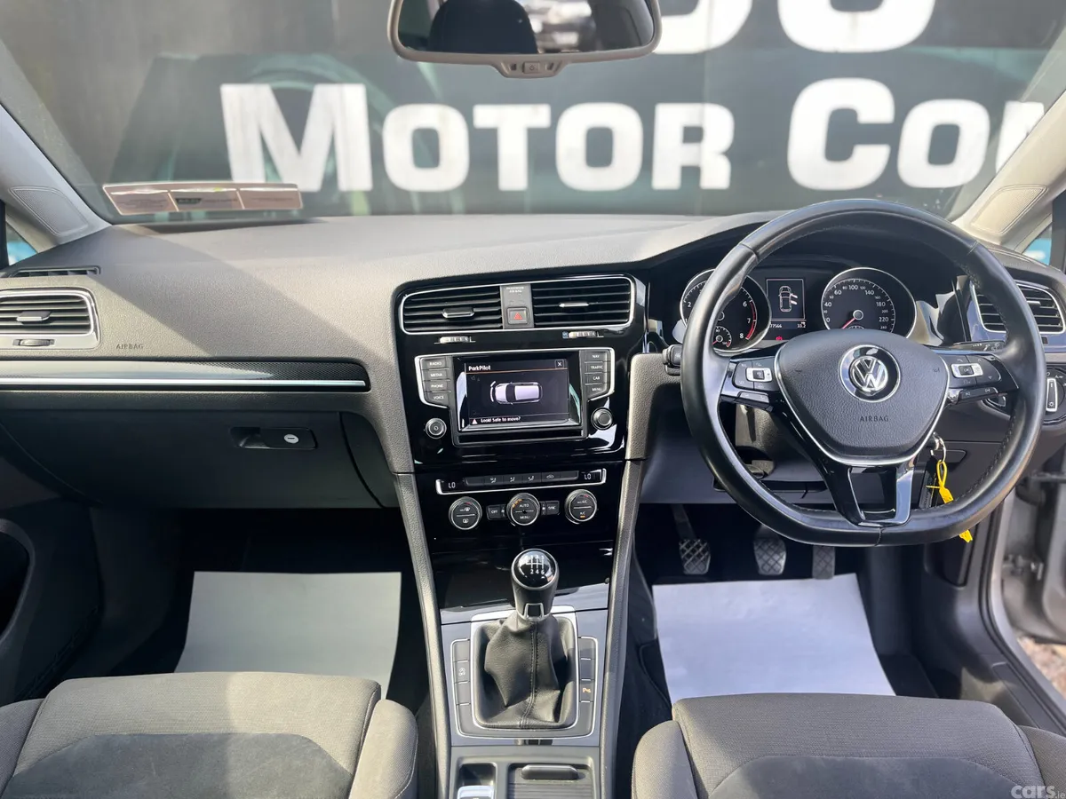 Volkswagen Golf Estate, Petrol, 2015, Silver