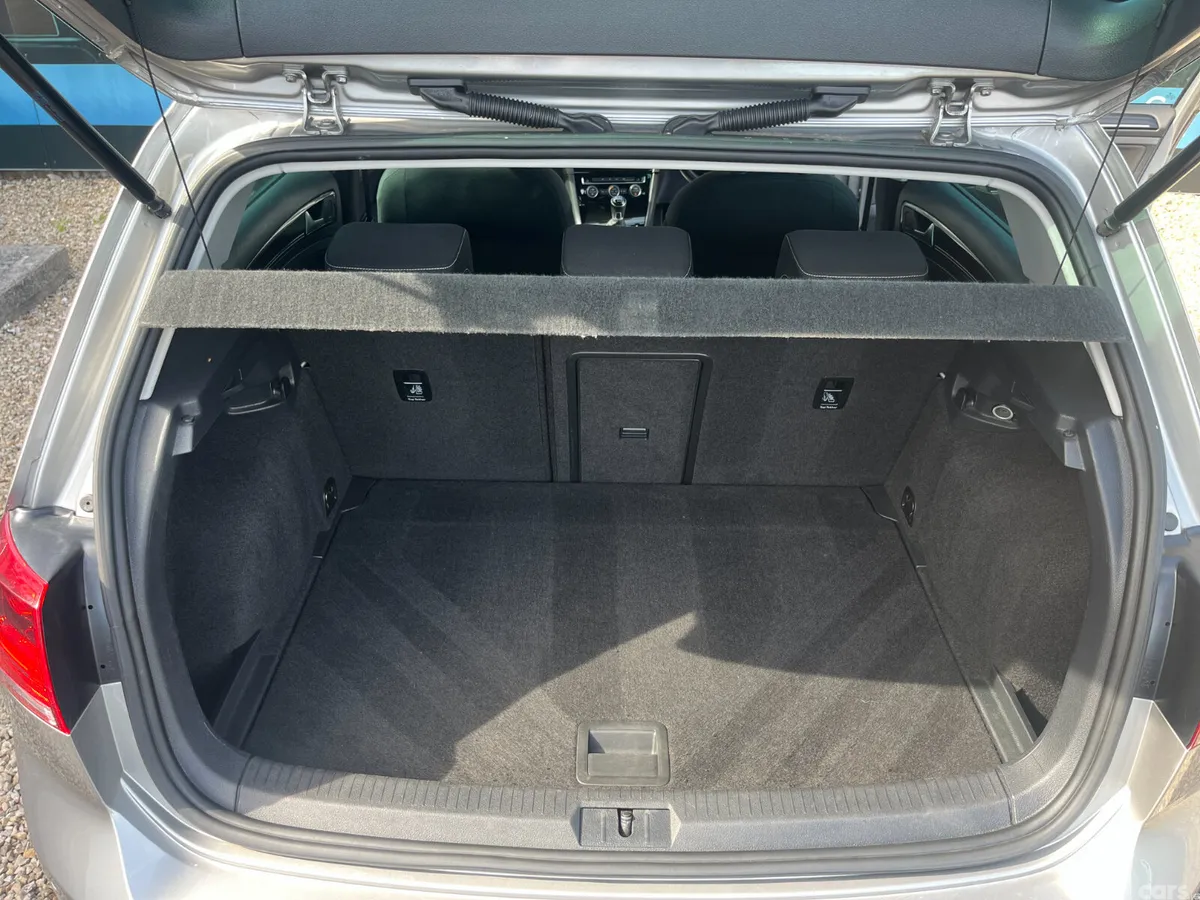 Volkswagen Golf Estate, Petrol, 2015, Silver