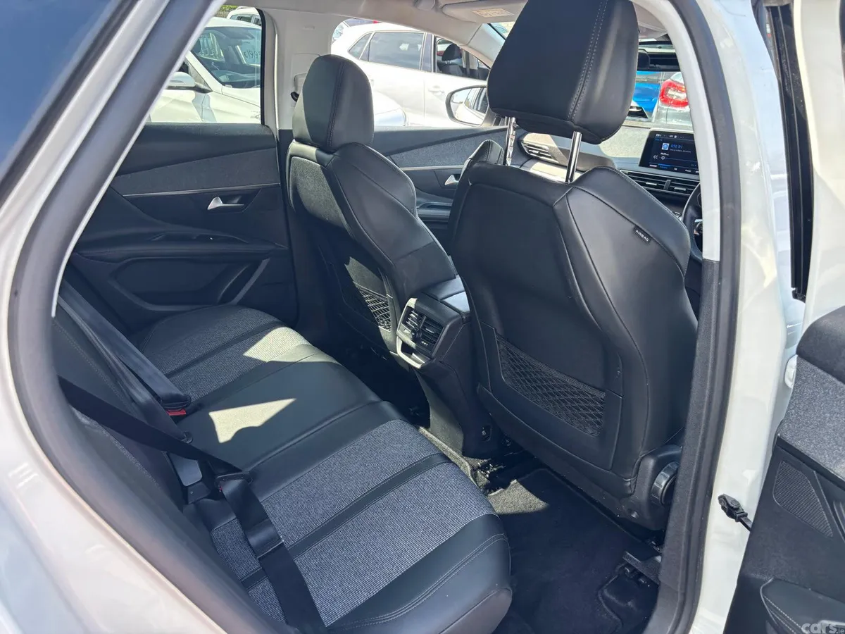 Peugeot 3008 MPV, Diesel, 2020, White