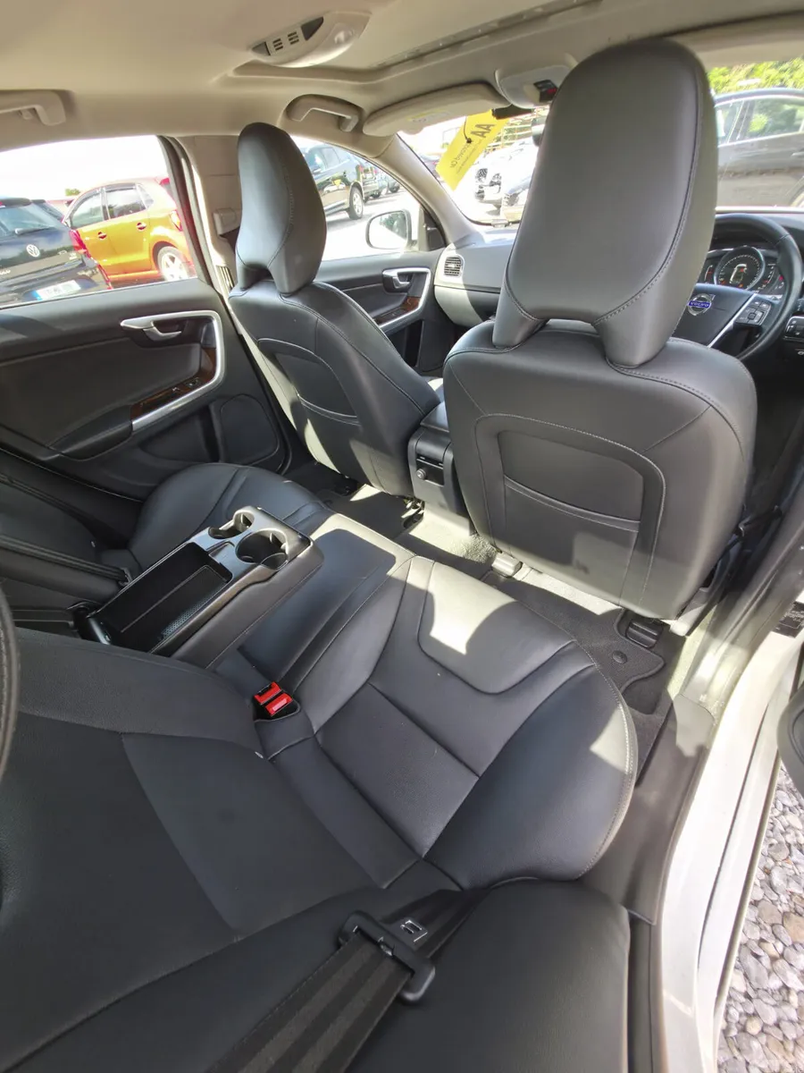 Volvo S60 Saloon, Diesel, 2018, White