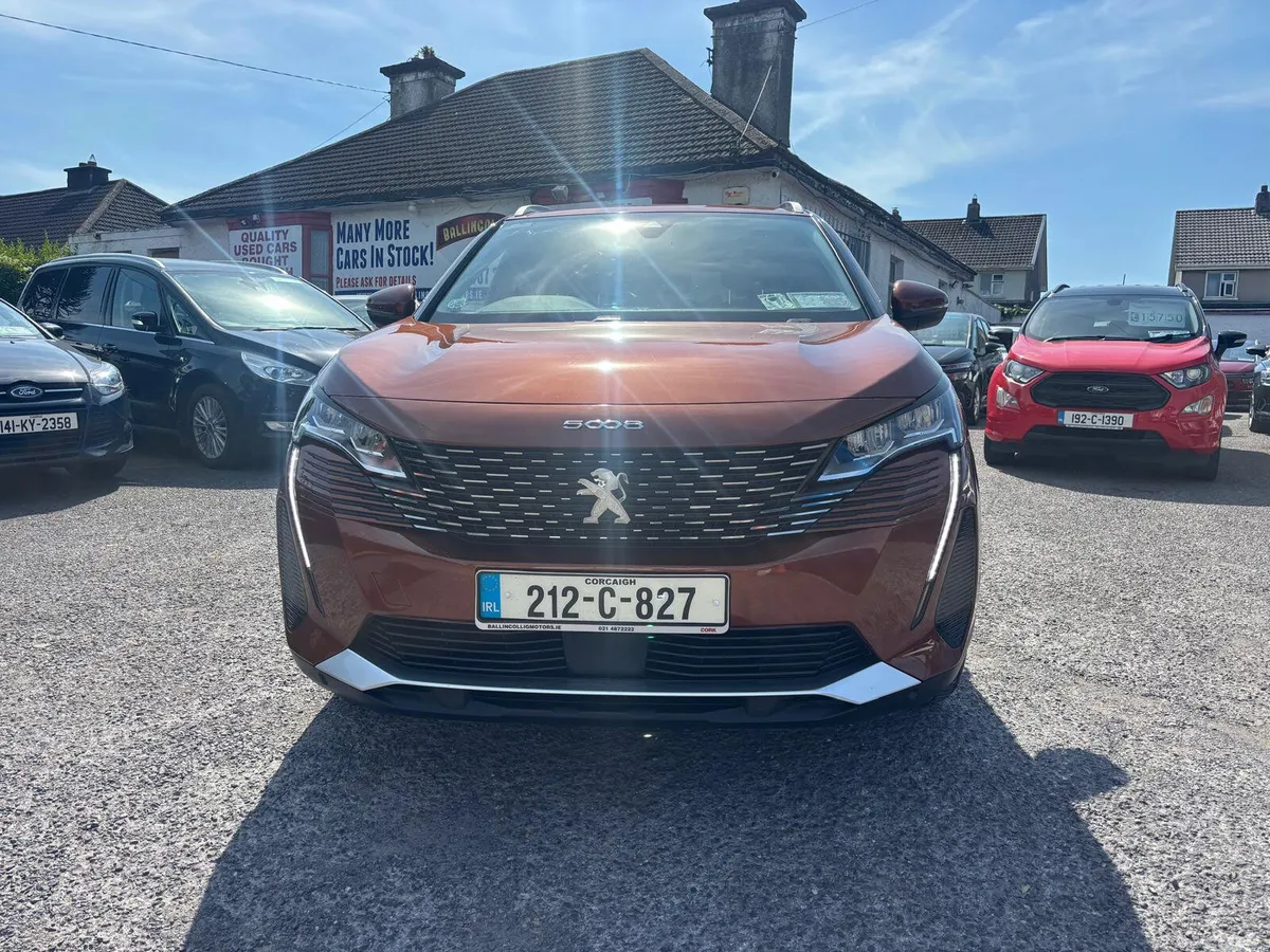 Peugeot 5008 MPV, Diesel, 2021, Brown