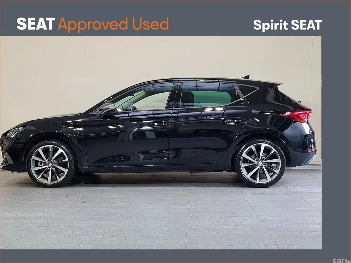 SEAT Leon Hatchback, Petrol Plug-in Hybrid, 2025, Black