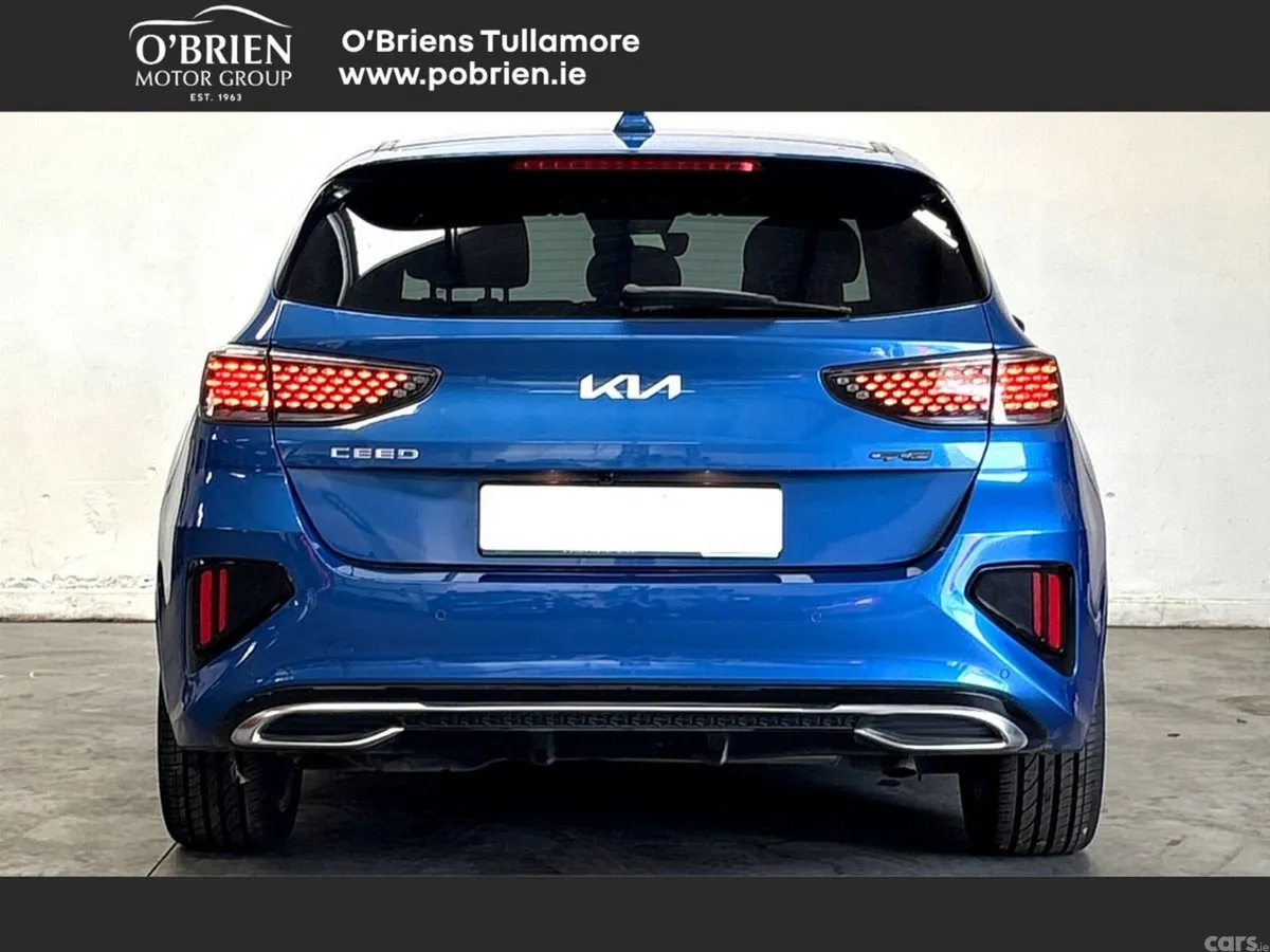 Kia Ceed Hatchback, Diesel, 2023, Blue