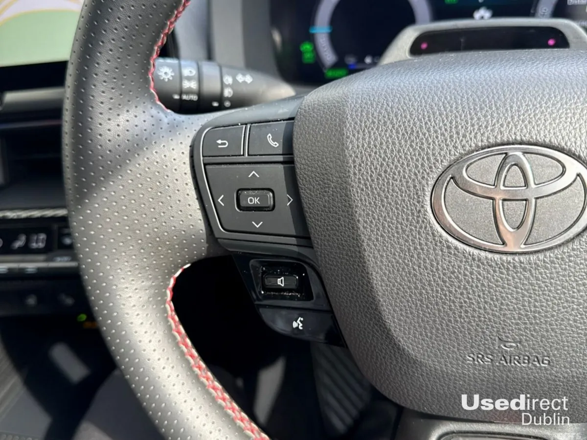 Toyota C-HR SUV, Petrol Hybrid, 2025, Red