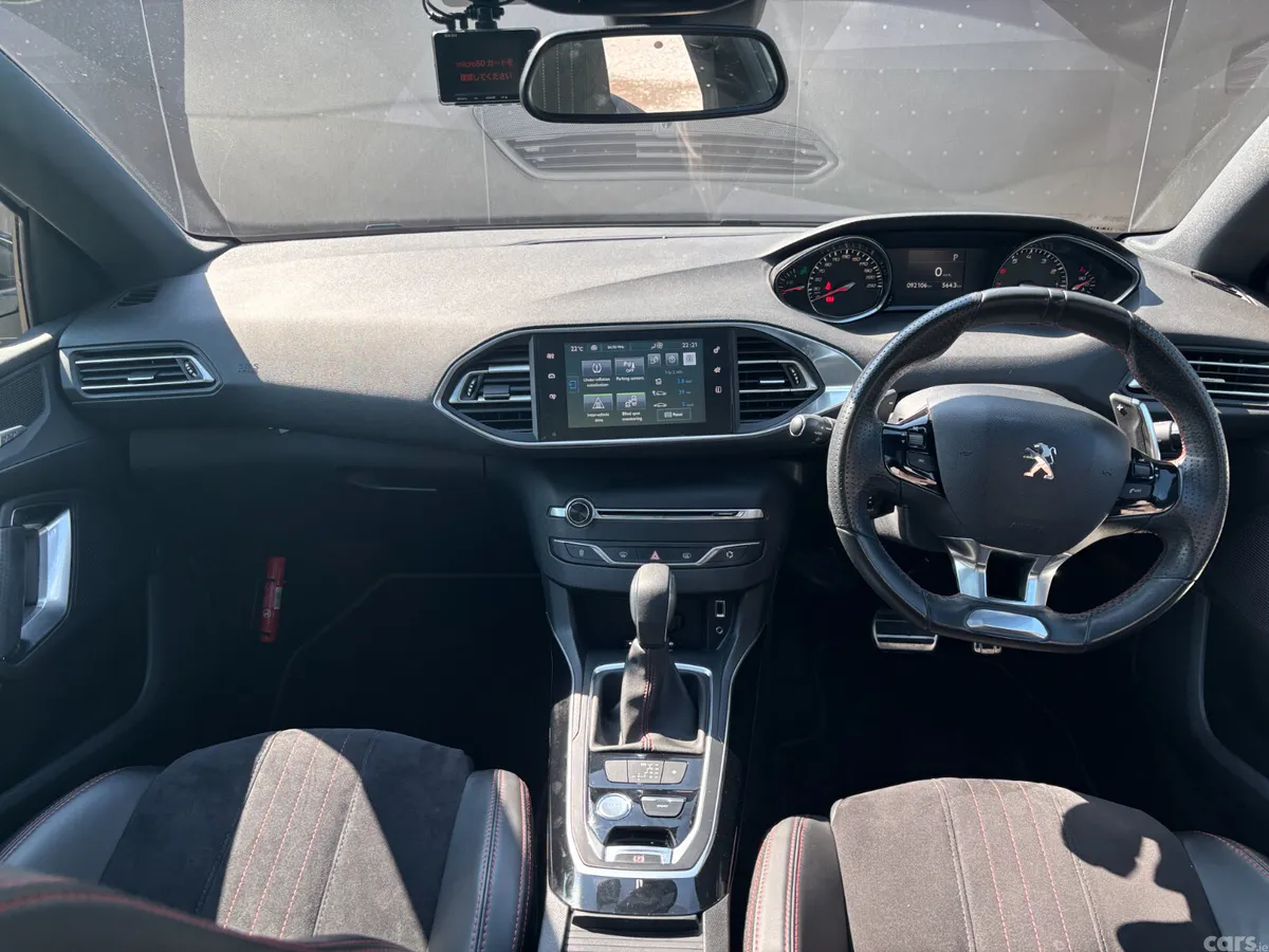 Peugeot 308 Estate, Petrol, 2015, White