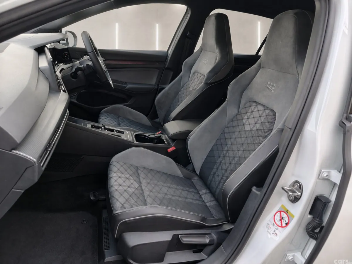 Volkswagen Golf Hatchback, Petrol, 2021, White