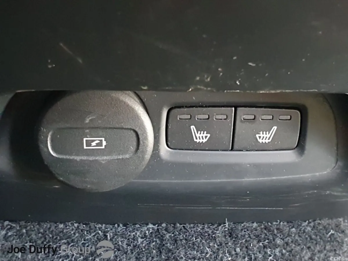Volvo XC40 SOLD ! Plus Recharge Ev  Plus  P6 Twin, Swords