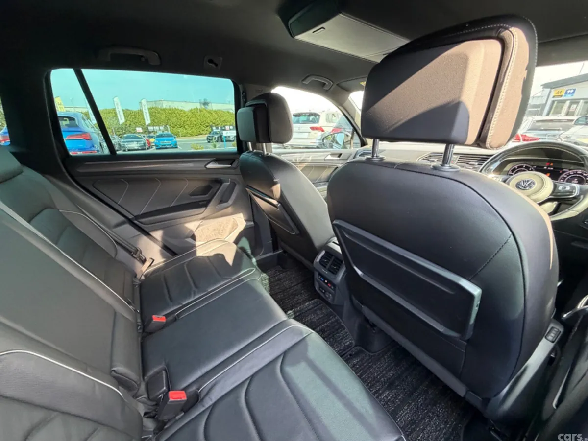 Volkswagen Tiguan MPV, Diesel, 2018, Black