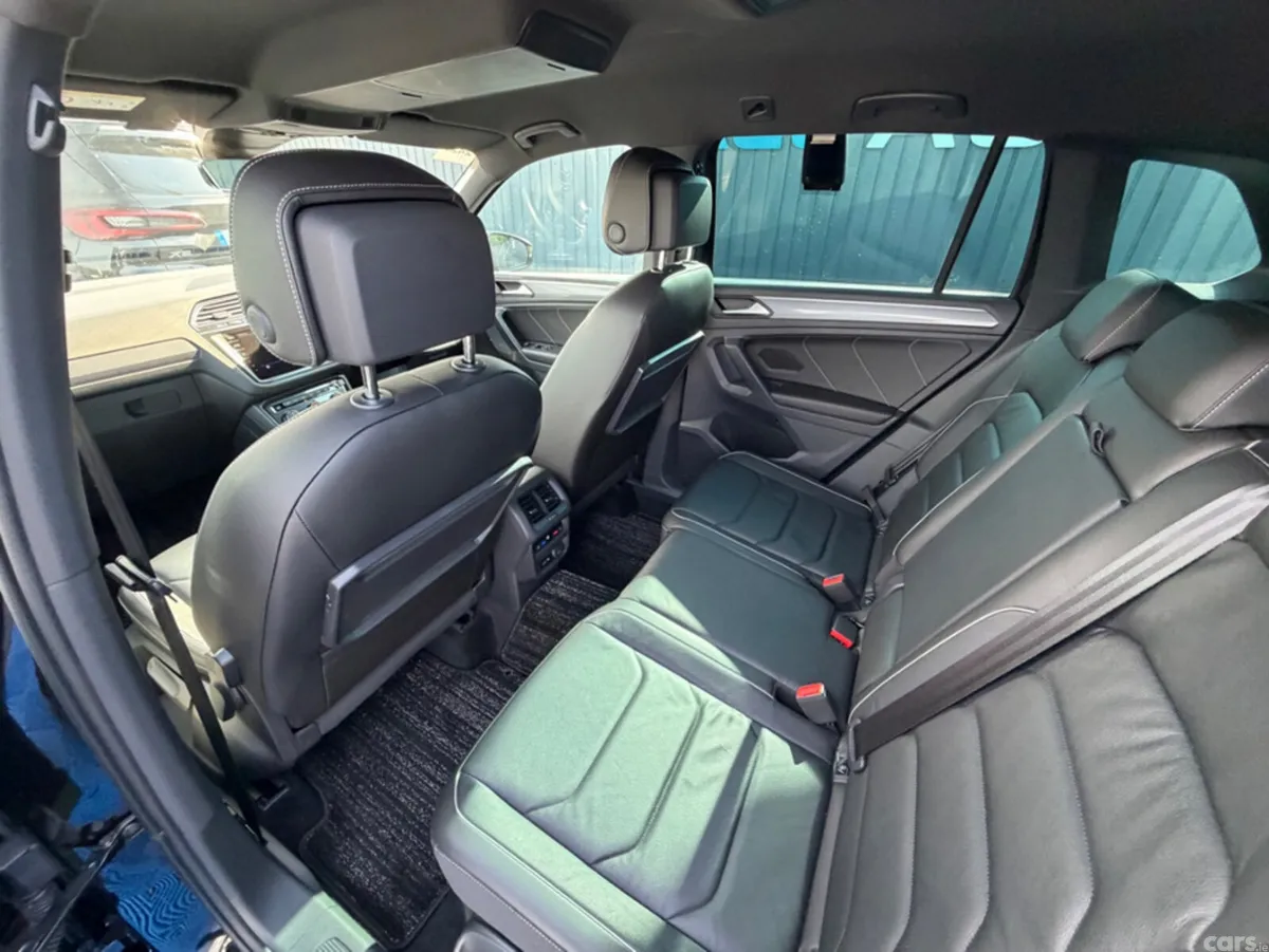 Volkswagen Tiguan MPV, Diesel, 2018, Black