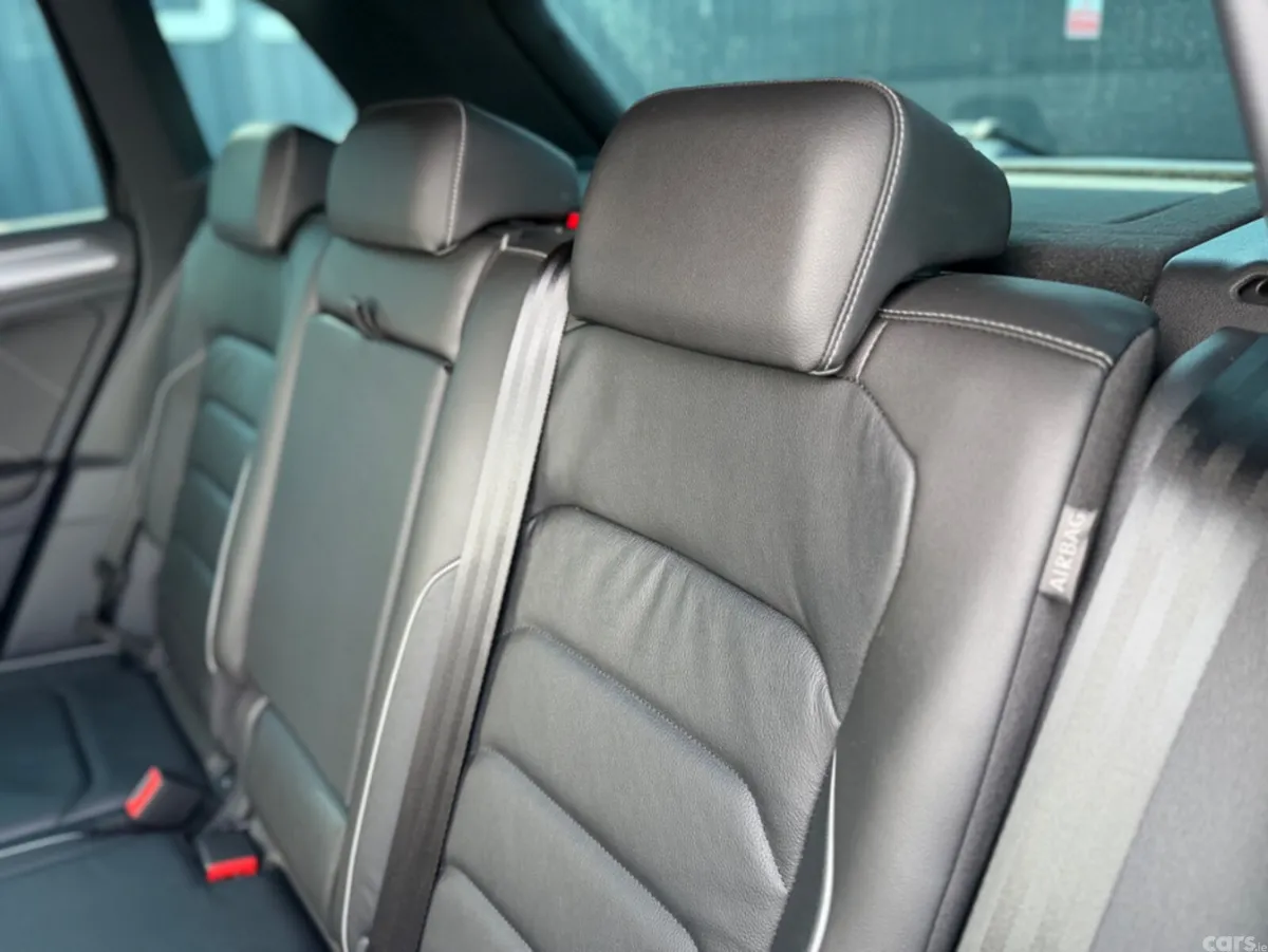 Volkswagen Tiguan MPV, Diesel, 2018, Black