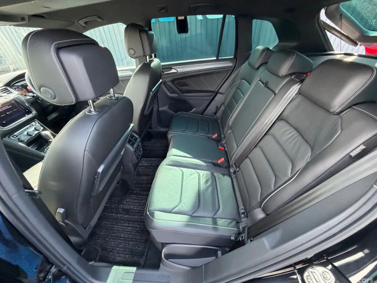 Volkswagen Tiguan MPV, Diesel, 2018, Black