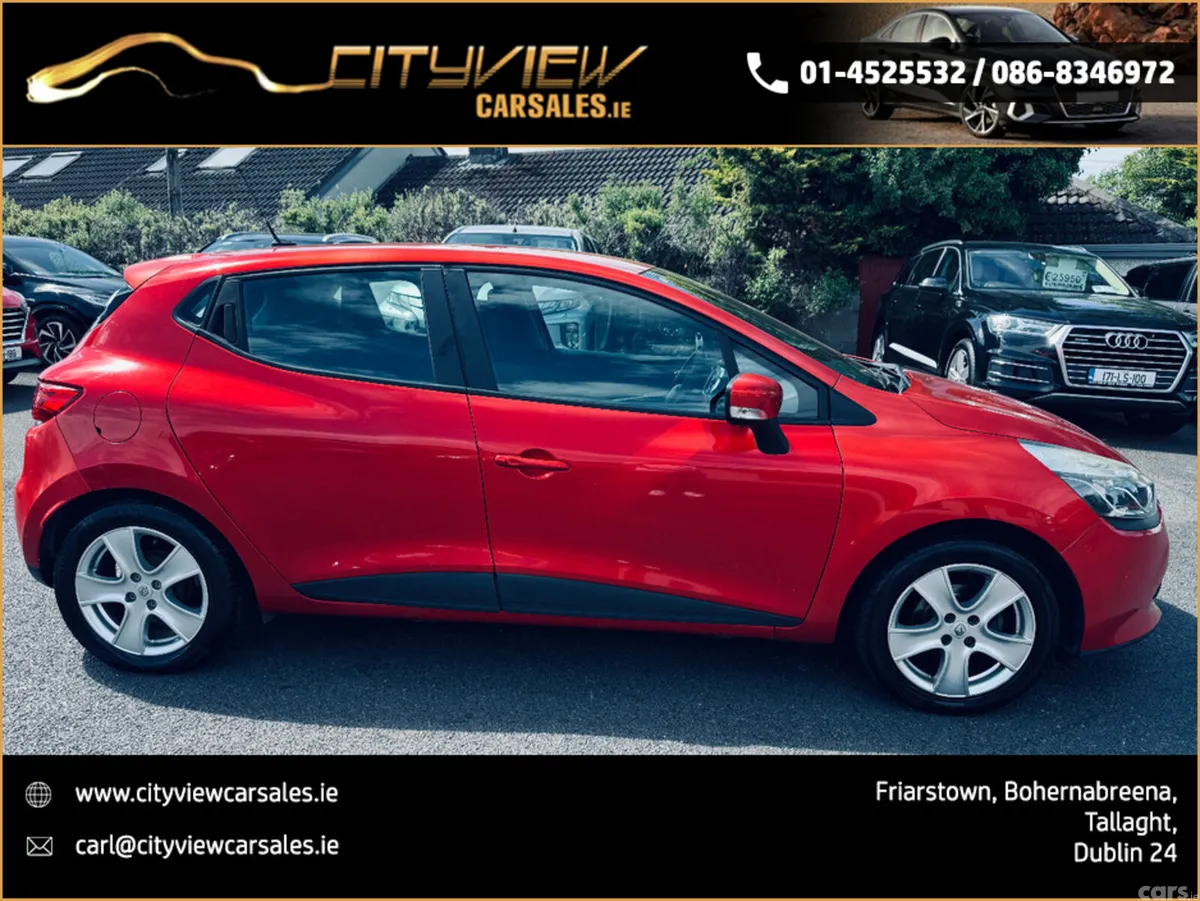Renault Clio Hatchback, Petrol, 2015, Red