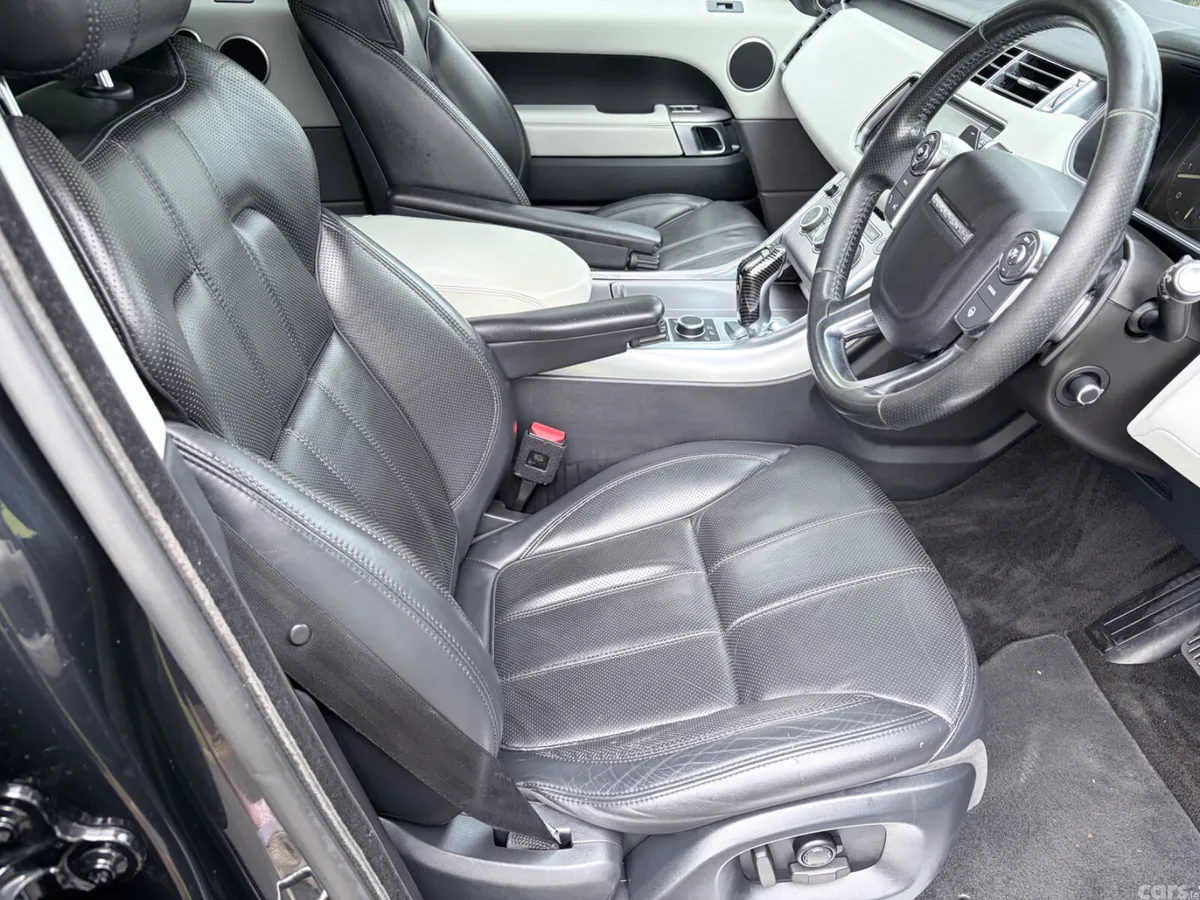 Land Rover Range Rover Sport SUV, Diesel, 2016, Black