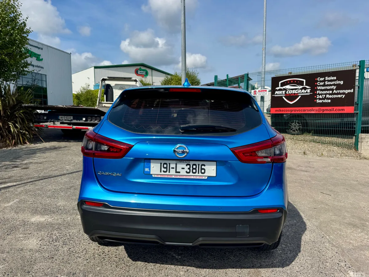 Nissan Qashqai Hatchback, Diesel, 2019, Blue