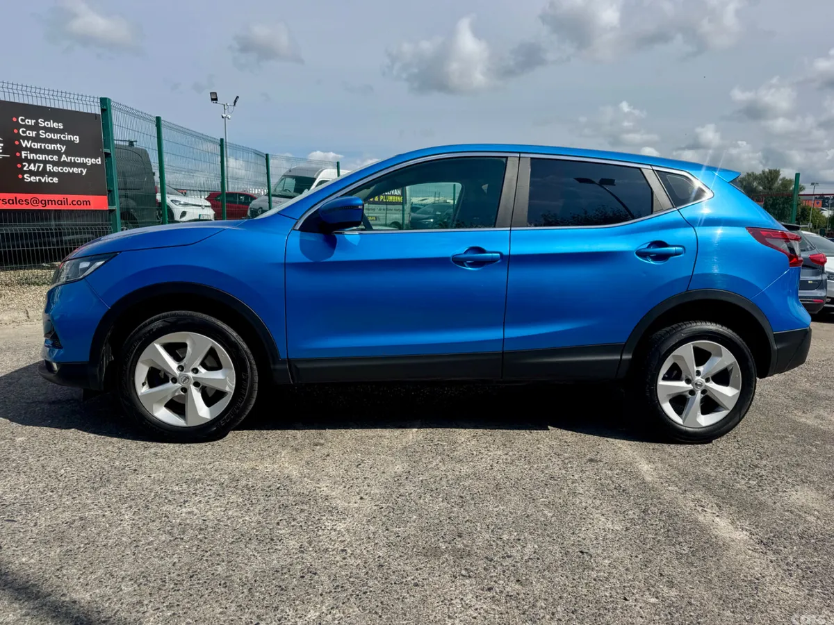 Nissan Qashqai Hatchback, Diesel, 2019, Blue