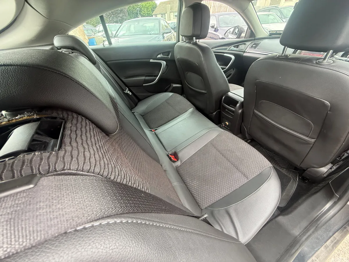 Vauxhall Insignia Hatchback, Diesel, 2015, Grey