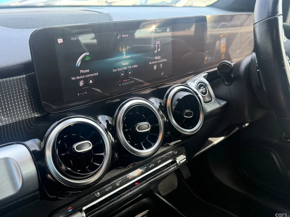 Mercedes-Benz GLB Estate/Jeep, Diesel, 2022, Blue