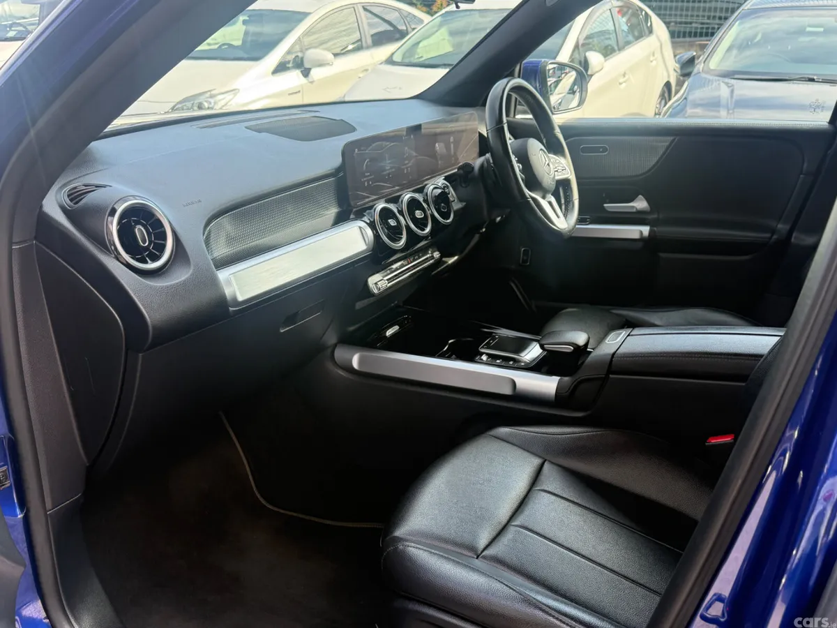 Mercedes-Benz GLB Estate/Jeep, Diesel, 2022, Blue