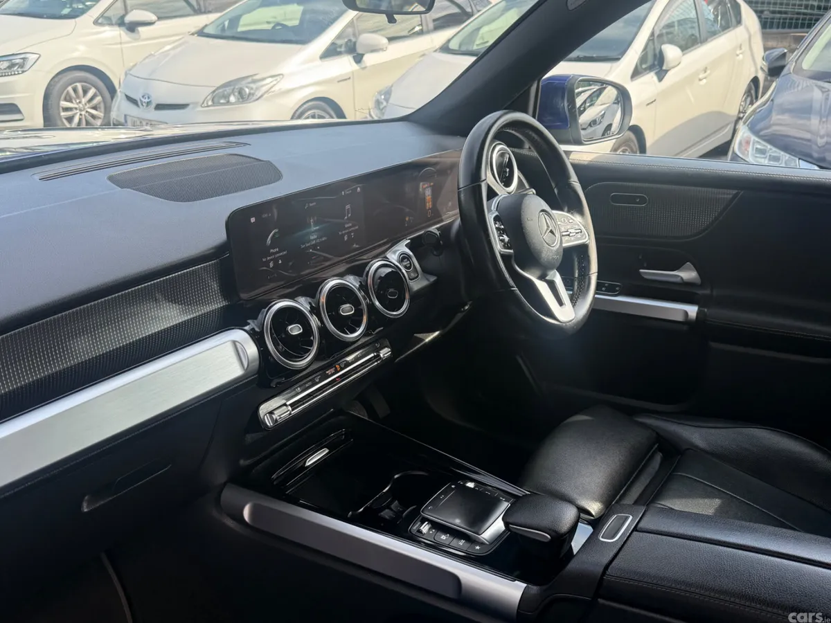 Mercedes-Benz GLB Estate/Jeep, Diesel, 2022, Blue