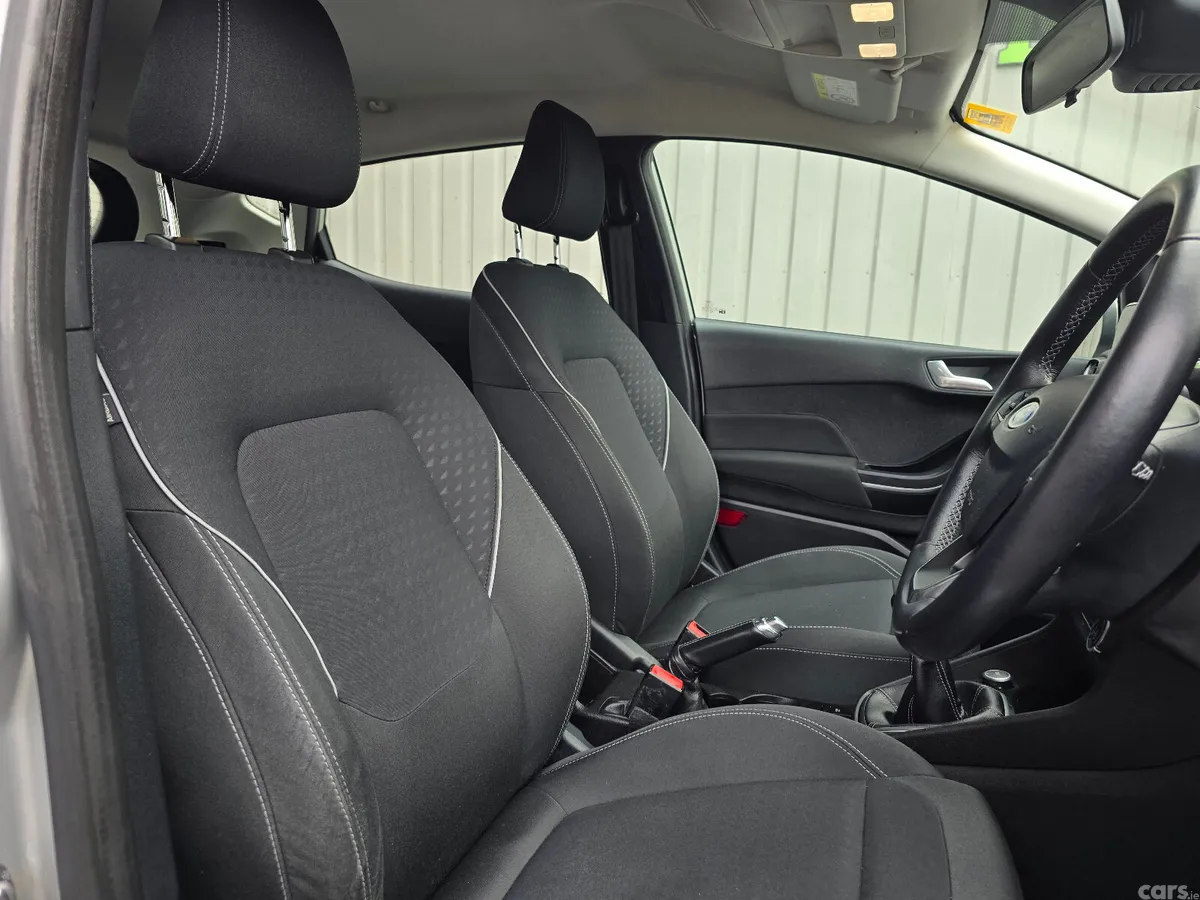 Ford Fiesta Hatchback, Petrol, 2018, Silver