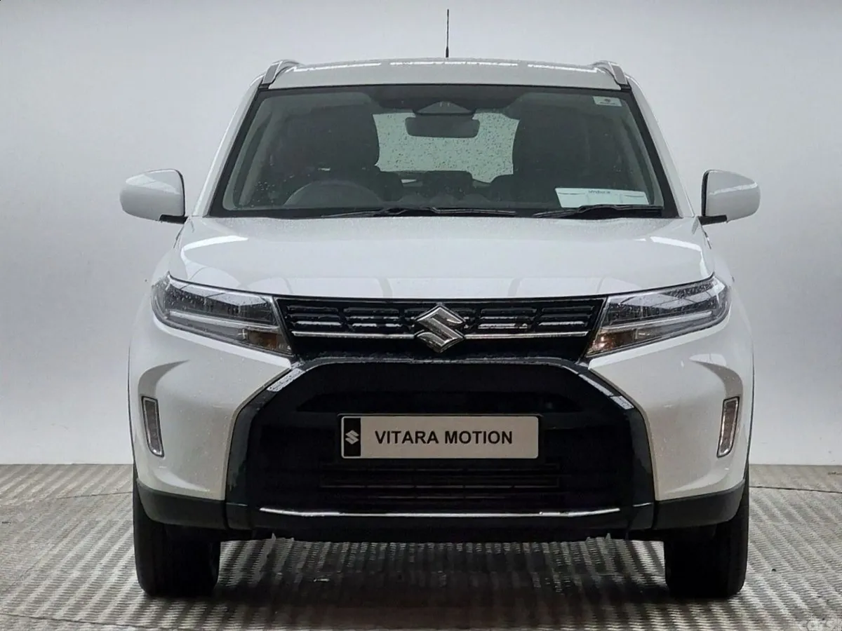 Suzuki Vitara SUV, Petrol Hybrid, 2026, White