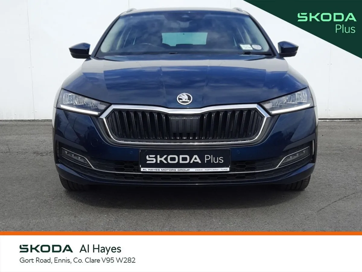 Skoda Octavia Estate, Diesel, 2023, Blue