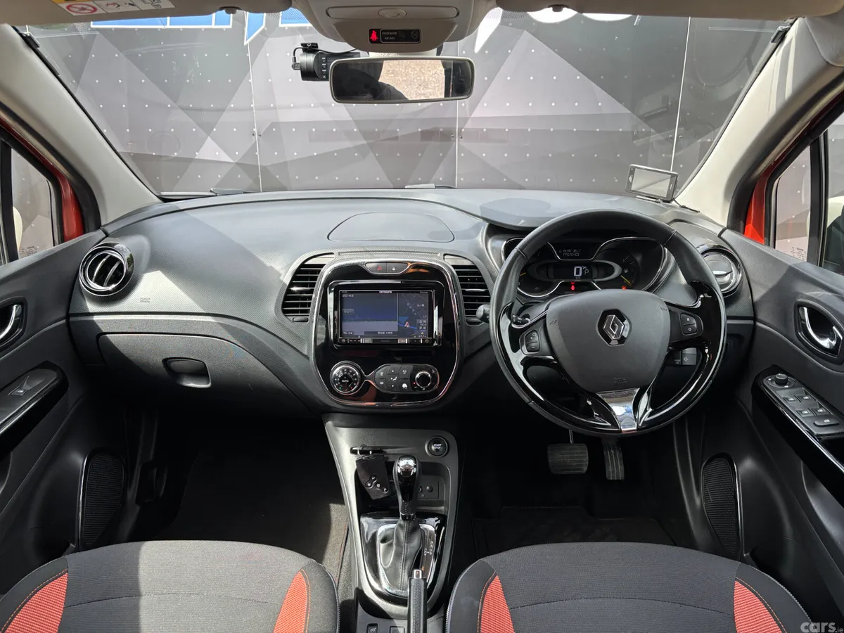 Renault Captur Hatchback, Petrol, 2017, Orange