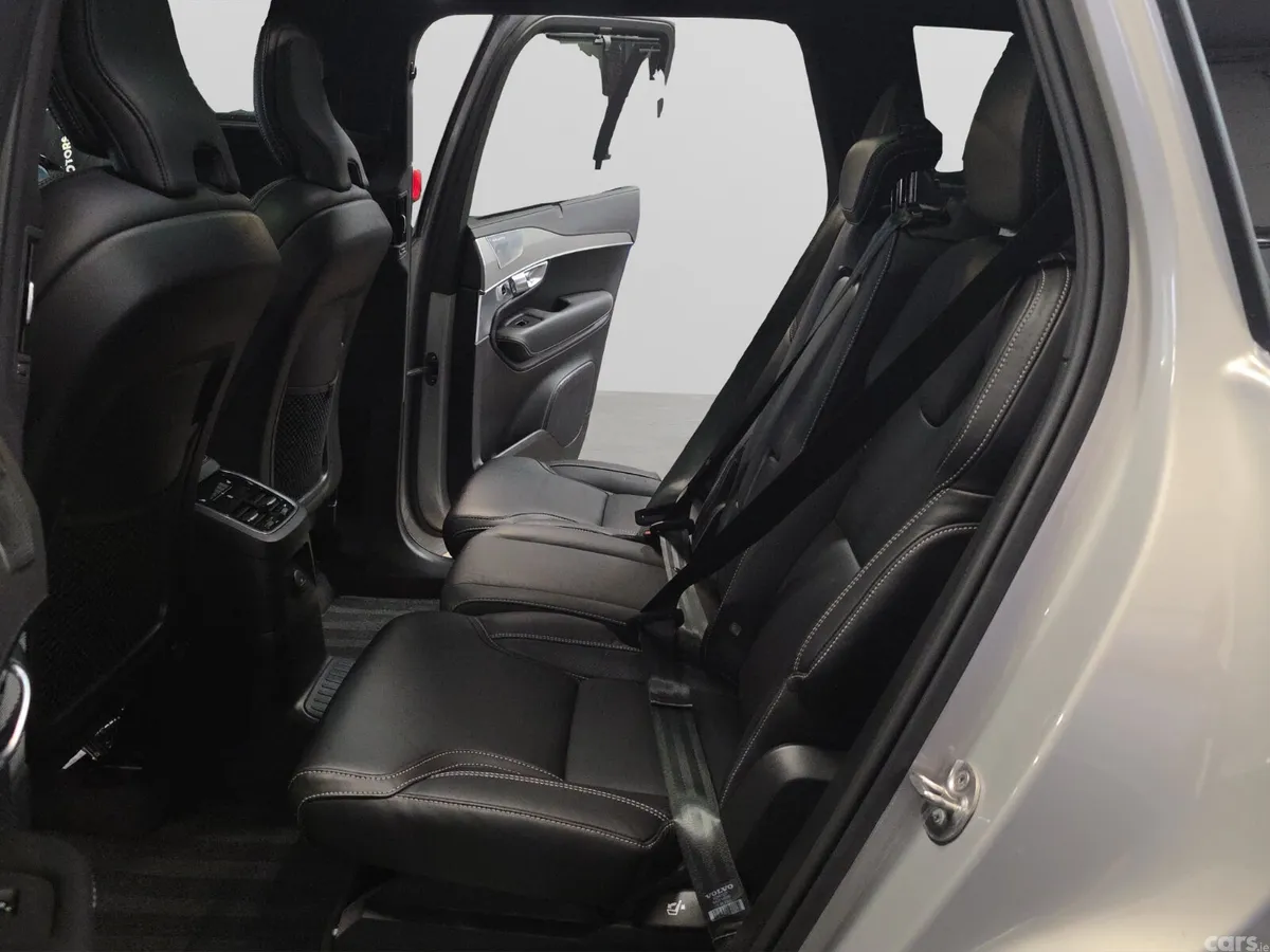 Volvo XC90 SUV, Petrol Plug-in Hybrid, 2023, Grey