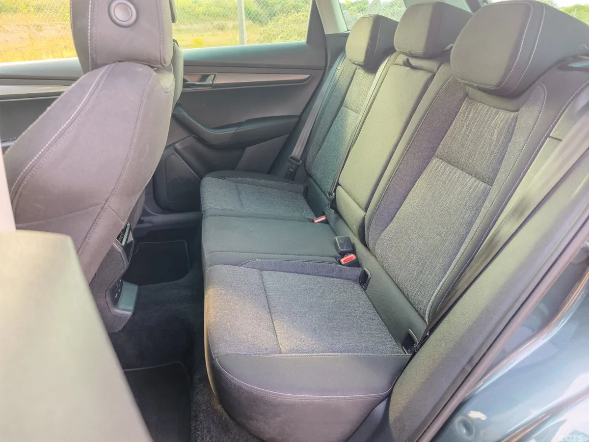 Skoda Karoq Estate/Jeep, Diesel, 2021, Grey