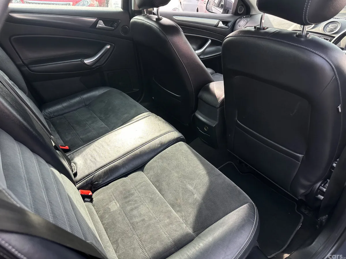 Ford Mondeo Hatchback, Diesel, 2010, Blue