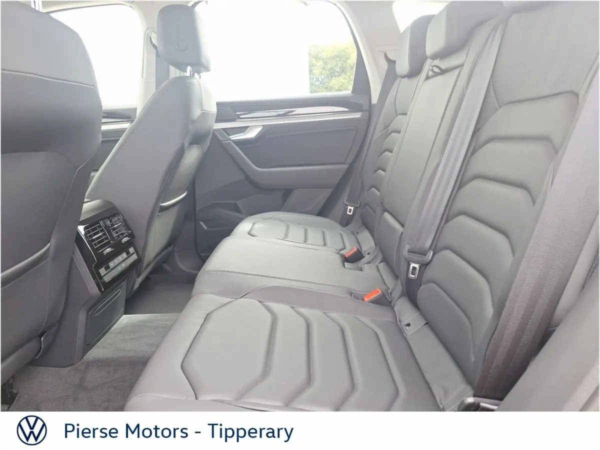 Volkswagen Touareg SUV, Petrol Hybrid, 2026, Black