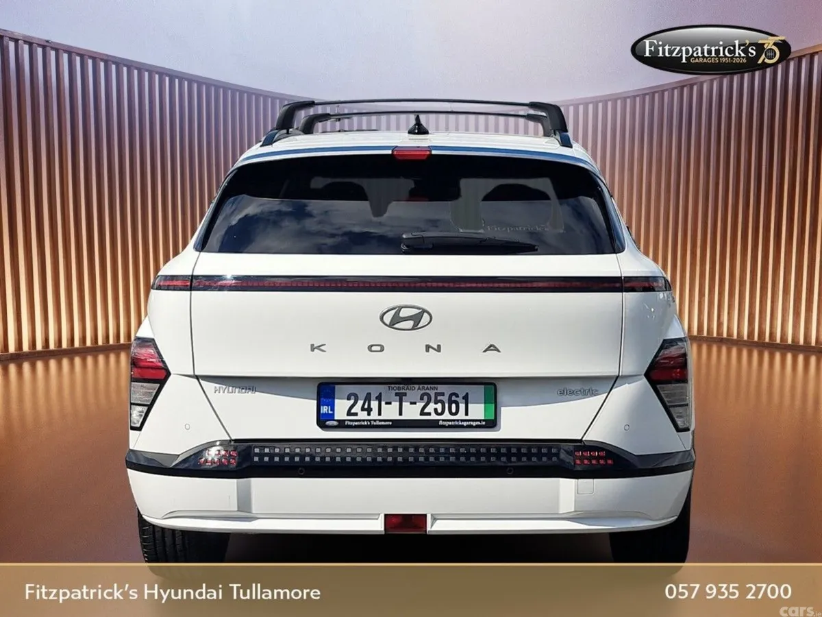 Hyundai KONA SUV, Electric, 2024, White