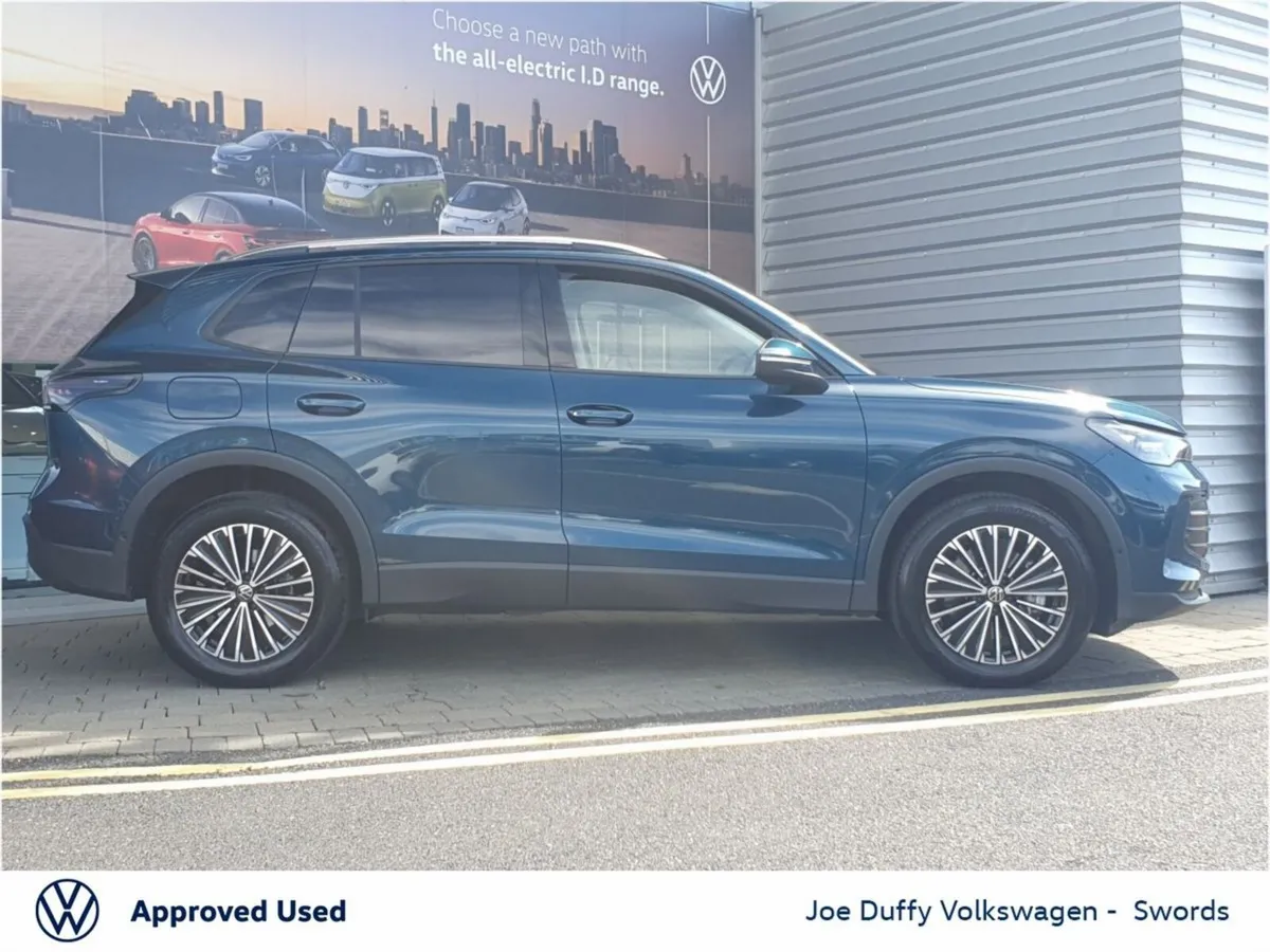 Volkswagen Tiguan SUV, Petrol Plug-in Hybrid, 2025, Blue