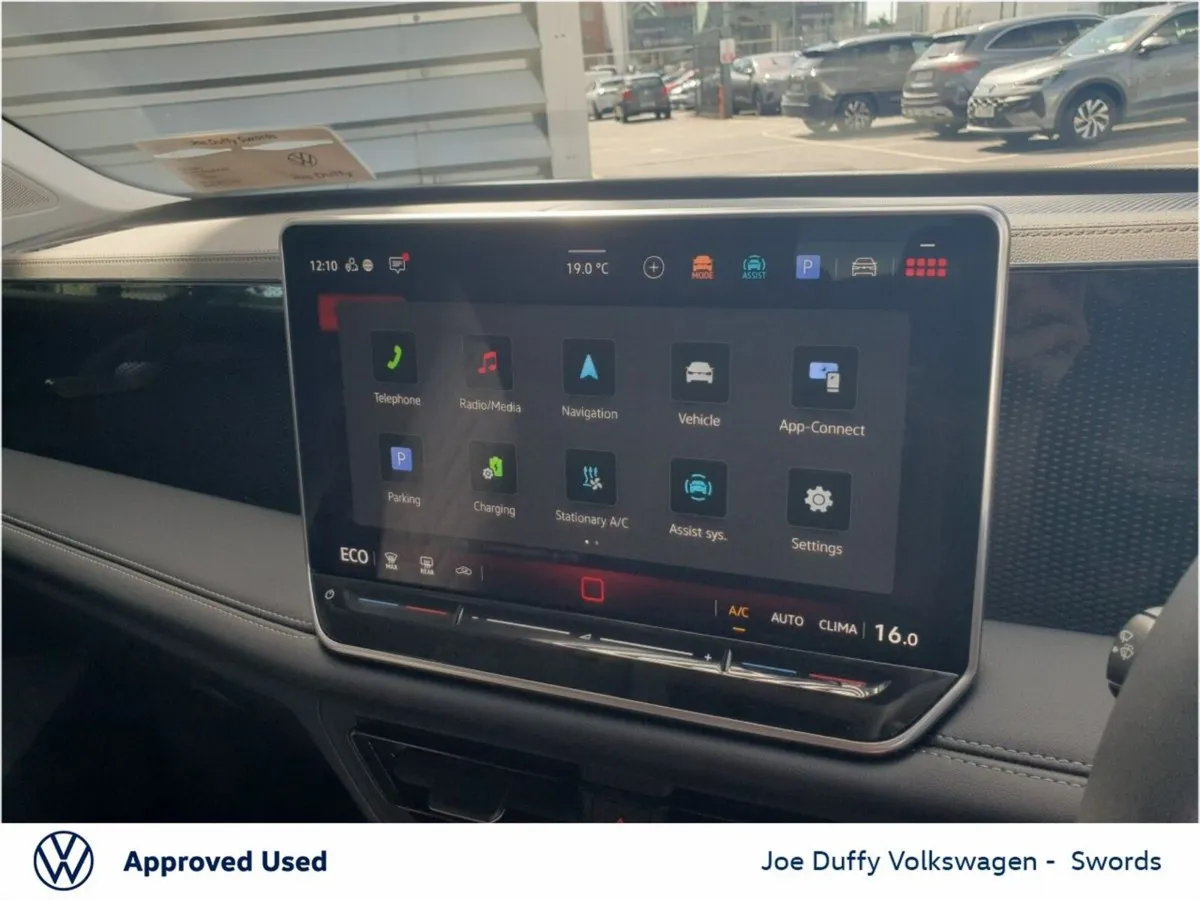 Volkswagen Tiguan SUV, Petrol Plug-in Hybrid, 2025, Blue