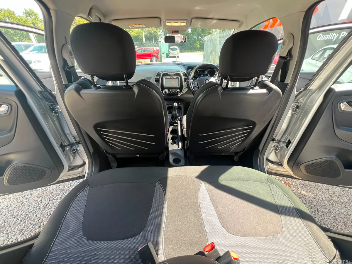 Renault Captur Hatchback, Diesel, 2016, Silver