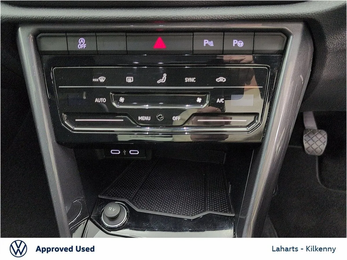 Volkswagen T-Roc SUV, Petrol, 2023, Black