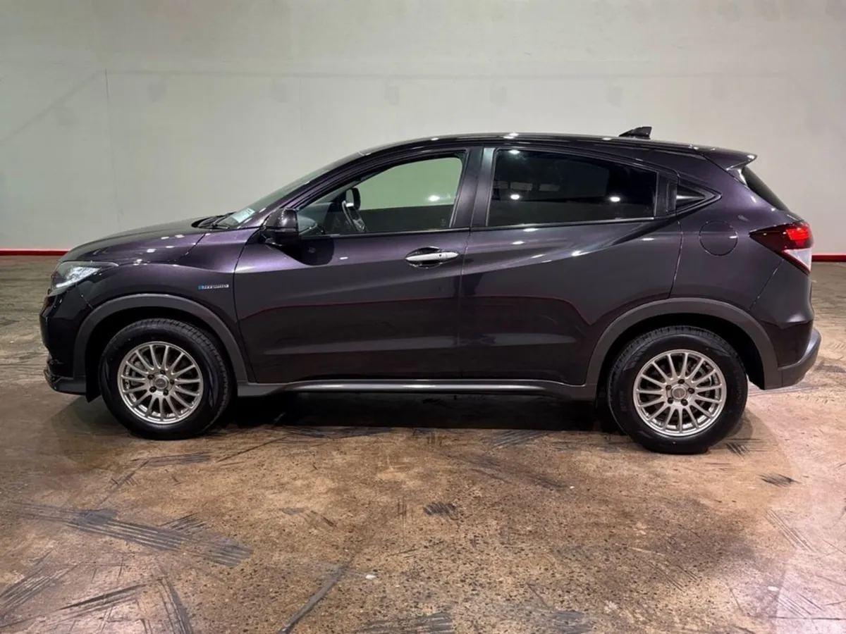 Honda Vezel SUV, Petrol Hybrid, 2017, Blue