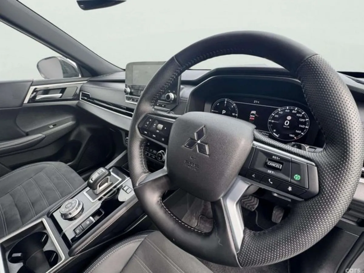 Mitsubishi Outlander SUV, Petrol Plug-in Hybrid, 2023, Grey