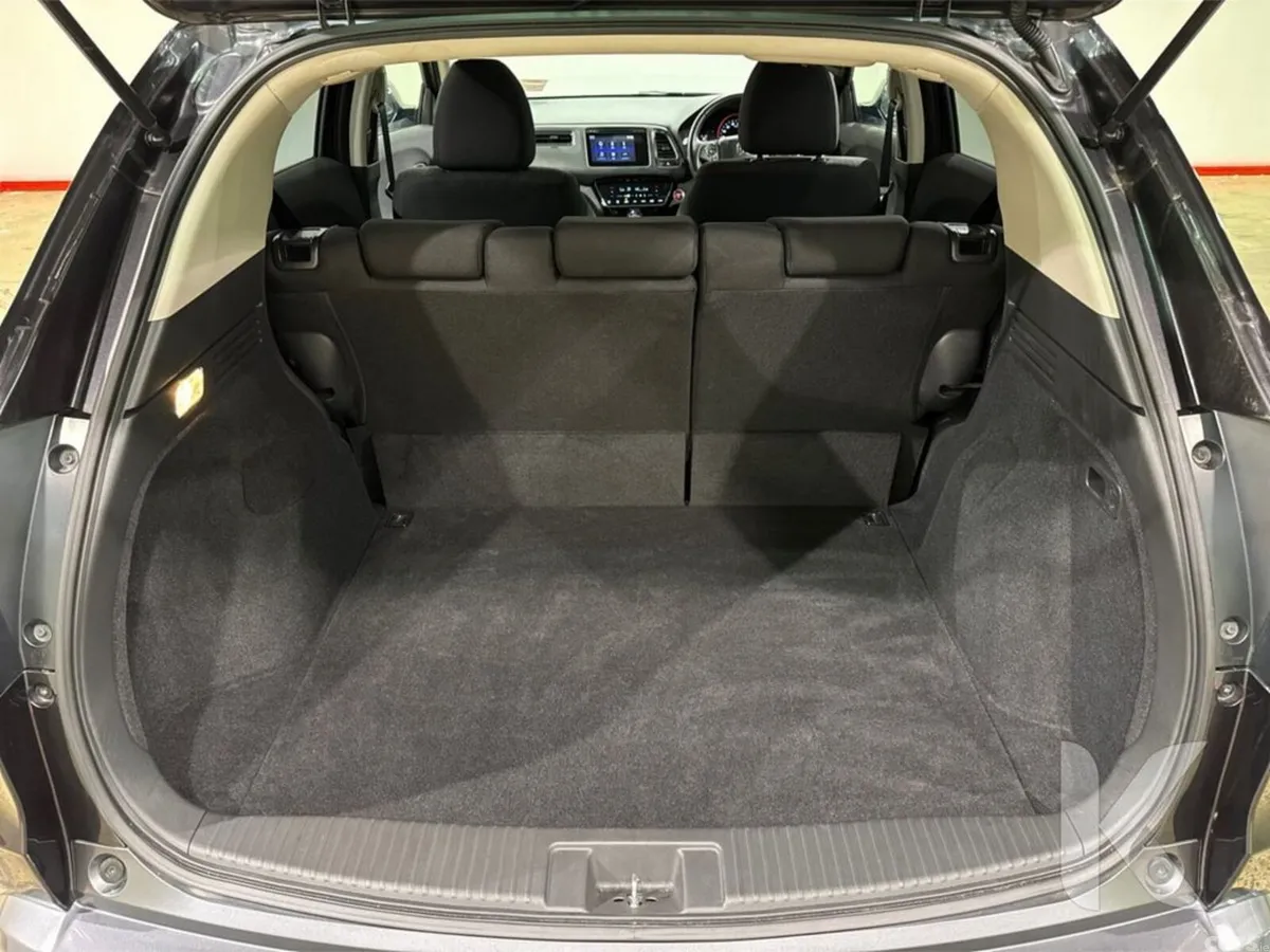 Honda Vezel SUV, Petrol Hybrid, 2017, Blue