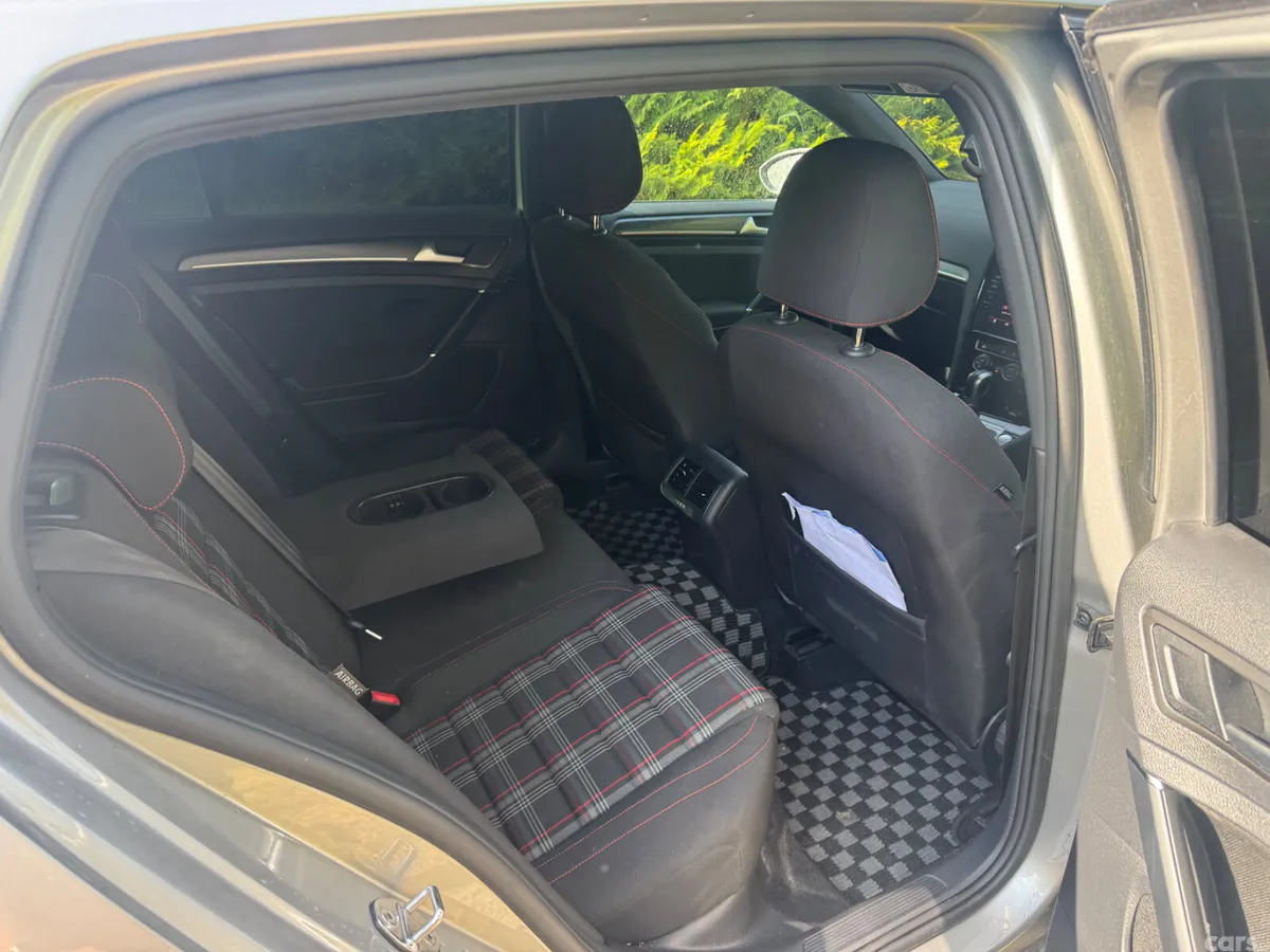 Volkswagen Golf Hatchback, Petrol, 2018, Silver