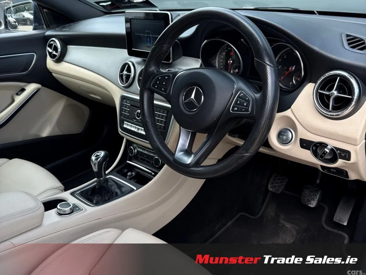 Mercedes-Benz CLA Saloon, Diesel, 2018, Blue