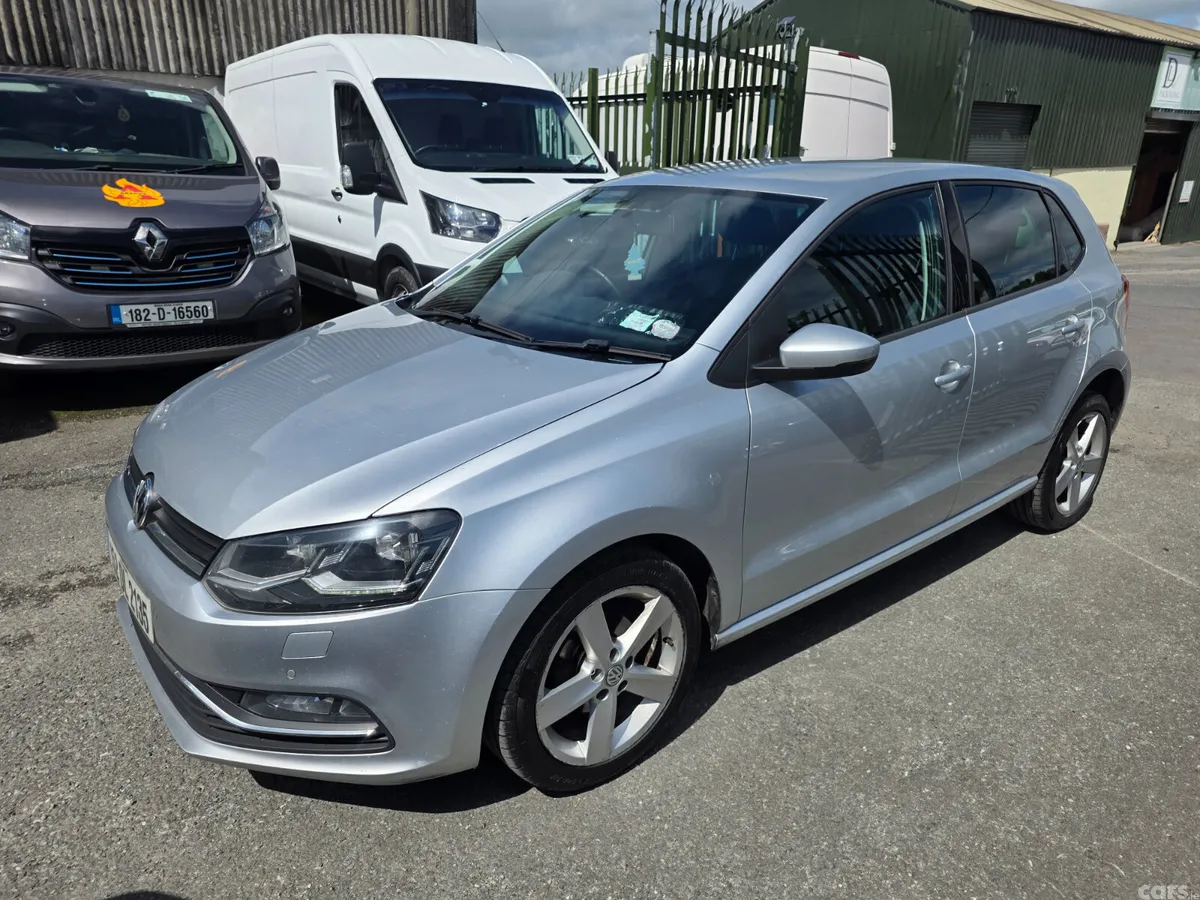 Volkswagen Polo Hatchback, Diesel, 2015, Silver