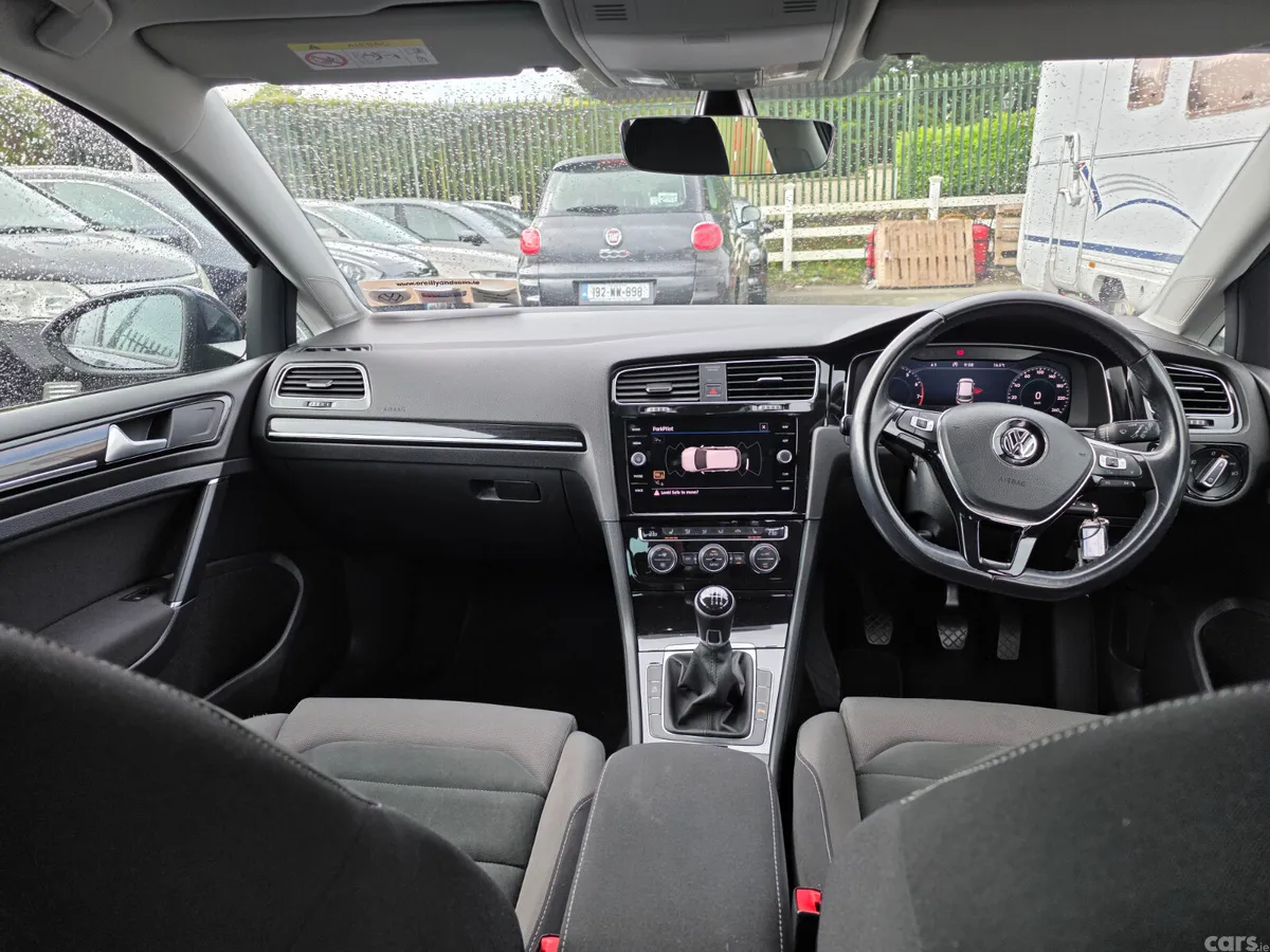 Volkswagen Polo Hatchback, Diesel, 2015, Silver