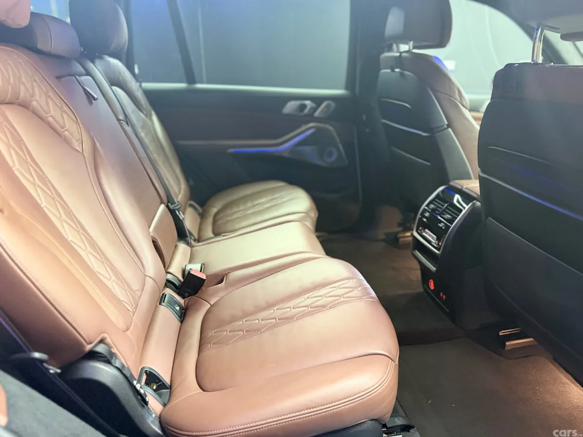 BMW X7 Estate/Jeep, Diesel, 2021, White