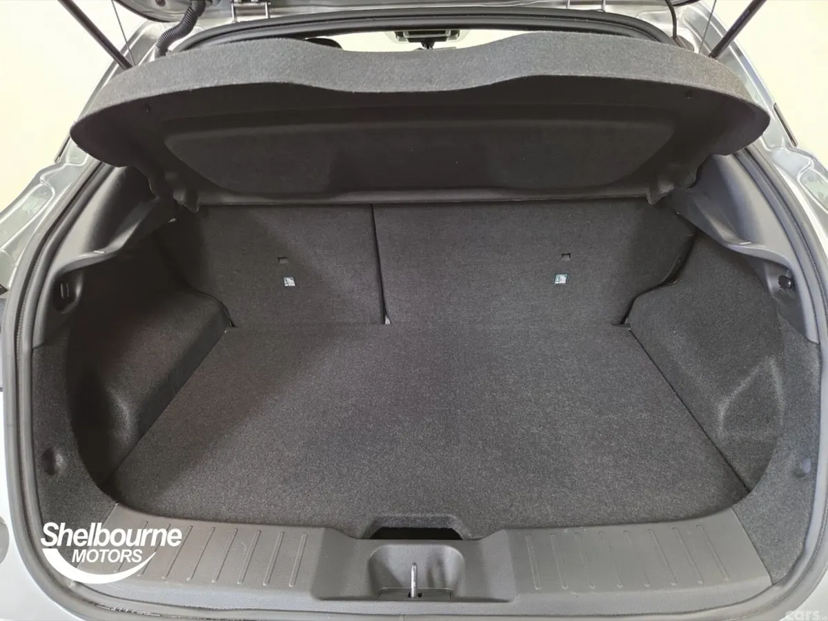 Nissan Juke Hatchback, Petrol, 2026, Silver