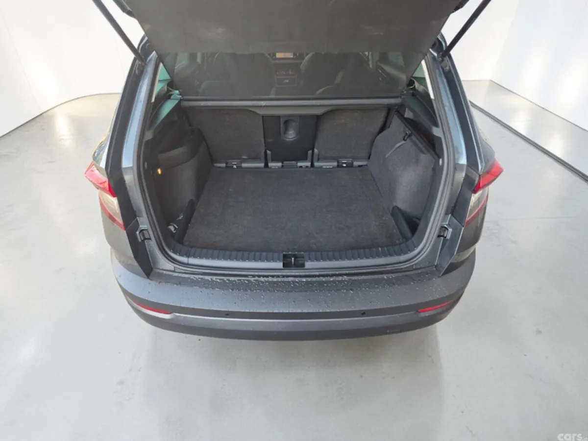 Skoda Karoq Estate, Petrol, 2019, Grey