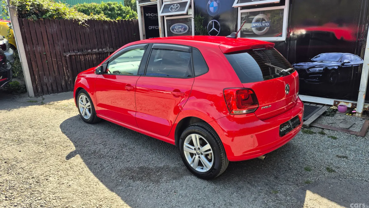 Volkswagen Polo Hatchback, Petrol, 2014, Red